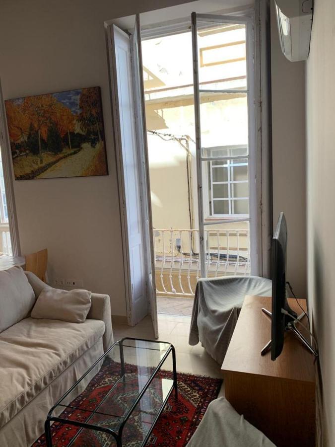 Apartamentos Valverde Cádiz 1 - A Exterior foto